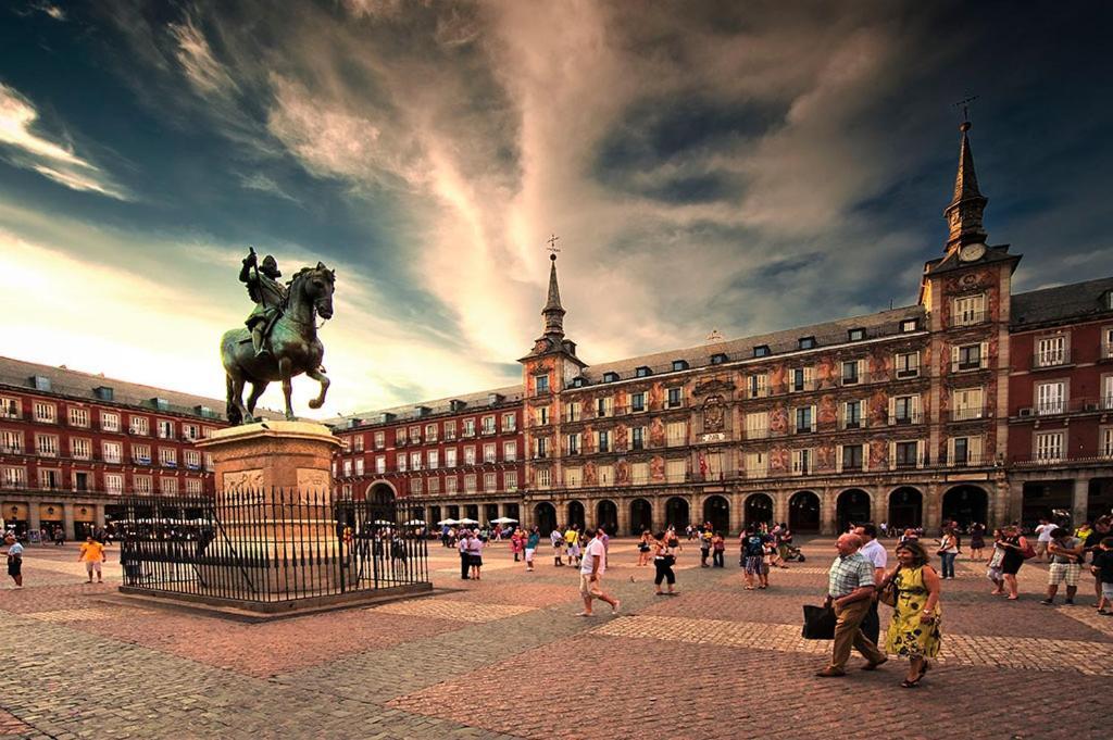 Sol Montera & Parking Tph Bed & Breakfast Madrid Dış mekan fotoğraf